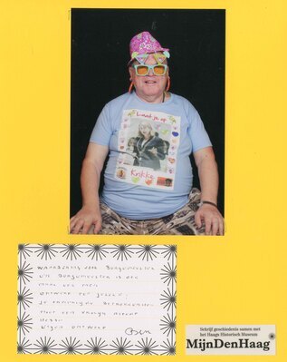c33c619f-be6c-4196-a48f-8964c2f2a24c.jpg; V-HHM-1658; Het topstuk (t-shirt van burgemeester Pauline Krikke) van Ben van der Meer; MijnDenHaag*