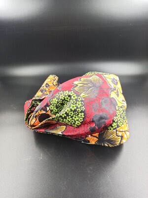 cc403ae1-e4d8-4831-9ec9-85b0625ab6cf.jpg; 0000-0047-MWE; Angisa (hoofddoek); hoofdbedekking