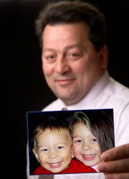 da87729b-f778-42ab-98f4-63e665785931.jpg; V-HHM-0035; Het topstuk (twee Haagse kinderen) van Erdal Cetinkaya; MijnDenHaag*