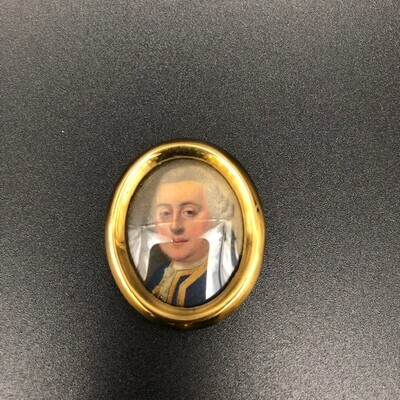 e6831ad1-f024-44fc-a2ef-96e00d9a0bda.jpg; 1966-0052-TEK; Miniatuurportret van een onbekende man; tekeningen