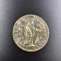 f819b90b-fde6-4058-9494-48aa8e01c112.jpg; 0000-0123-PEO; Het St. Jans- of Kleermakersgilde te 's Gravenhage; Gildepenning