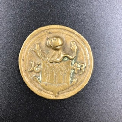 fb956b6f-daa5-4303-9607-f8fc1e0c02c5.jpg; 0000-0040-PEO; De willige Potensbuurt (lange Poten); Buurtpenning