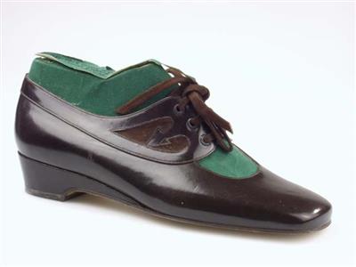 00159.jpg; 00159; 'Anette 3'. Inzending voor de International Shoe Design Competition (I.S.D.C.) van 1971. Ingezonden met 05834 en 03796.; derbymolière