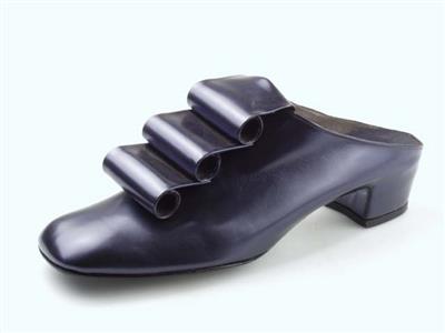 00161.jpg; 00161; 'Tyn'. Inzending voor de International Shoe Design Competition (I.S.D.C.) van 1968. Ingezonden met 06155 en 05826.; muil