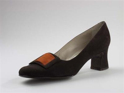 00179.jpg; 00179; 'Lugano'. Inzending voor de International Shoe Design Competition (I.S.D.C.) van 1967.; pump