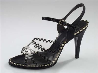 02073.jpg; 02073; sandalet met gespsluiting; sandalet