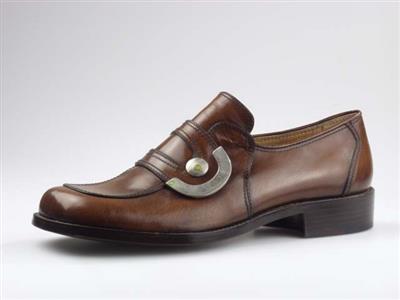 02469.jpg; 02469; 'Robert 1'. Inzending voor de International Shoe Design Competition (I.S.D.C.) van 1970.; rijgmolière