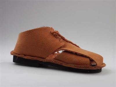 03129.jpg; 03129; veterschoen met derbysluiting; veterschoen