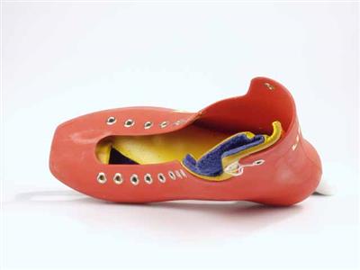 03432.jpg; 03432; schaats met vetersluiting; ijshockeyschaats