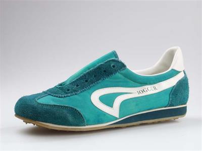 03811.jpg; 03811; veterschoen met rijgsnitsluiting; trimschoen