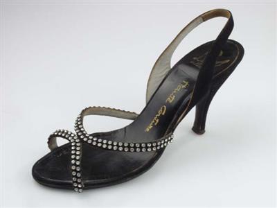 03863.jpg; 03863; sandaal met wreefbanden en enkelband; sandalet