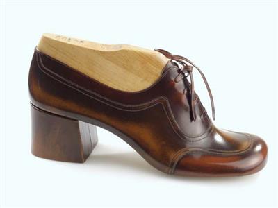 04524.jpg; 04524; Inzending voor de International Shoe Design Competition (I.S.D.C.) van 1970.; rijgmolière