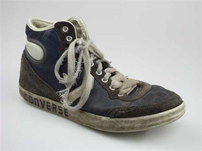 04666.jpg; 04666; sneaker met vetersluiting; sneaker