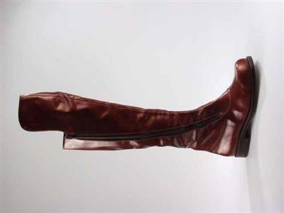 05823.jpg; 05823; 'Fortuny 4'. Inzending voor de International Shoe Design Competition (I.S.D.C.) van 1971. Ingezonden met 06180, 05717 en 05951.; lieslaars