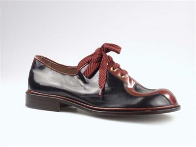 05951.jpg; 05951; 'Fortuny 3'. Inzending voor de International Shoe Design Competition (I.S.D.C.) van 1971. Ingezonden met 05717, 05823 en 06180.; rijgmolière