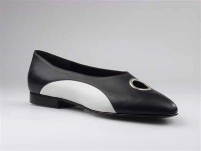 06085.jpg; 06085; instapper; ballerina