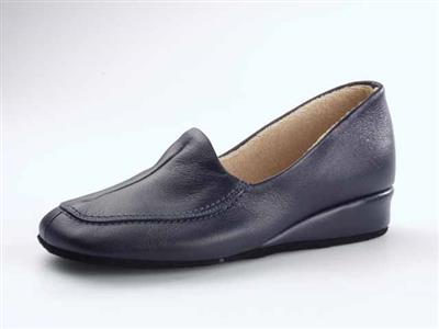 06242.jpg; 06242; instapper; pantoffel