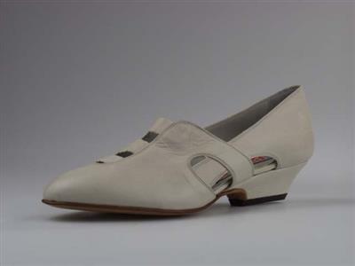 06905.jpg; 06905; instapper met elastieksluiting; elastiekmolière