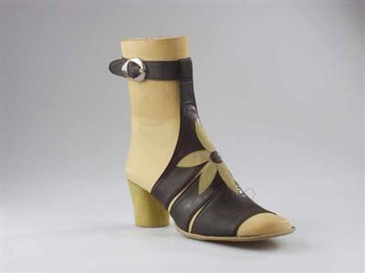 07287.jpg; 07287; Hoge sandaal met enkelband met gespsluiting; gladiatorsandaal