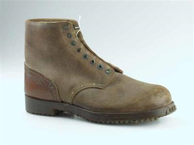 08505.jpg; 08505; hoge schoen met vetersluiting; derbybottine