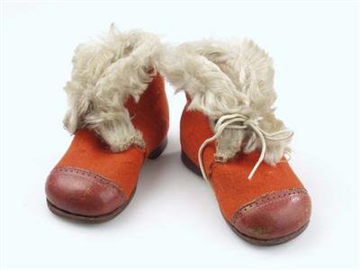 08580.jpg; 08580; hoge schoen met veter en bontvoering; derbybottine