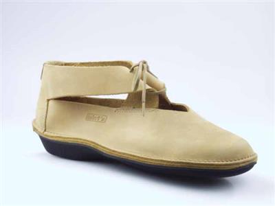 09008.jpg; 09008; schoen met band en vetersluiting; bandschoen