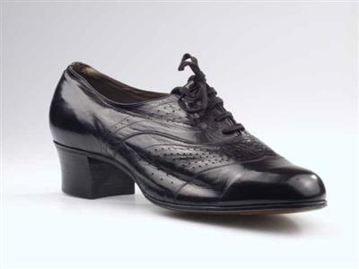 09357.jpg; 09357; veterschoen met rijgsnitsluiting; rijgmolière