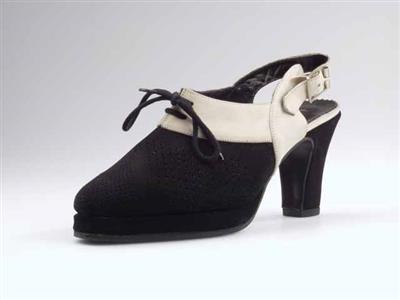 09359.jpg; 09359; slingback forty/fifties met decoratieveter; slingback