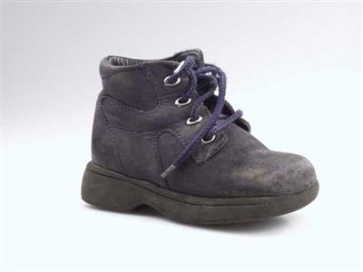 09527.jpg; 09527; hoge schoen met derbysluiting; derbybottine