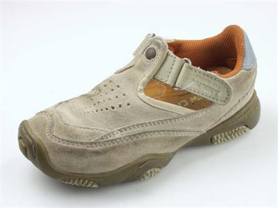 09930.jpg; 09930; bandschoen met t-band en dubbele klittenbandsluiting; T-bandschoen