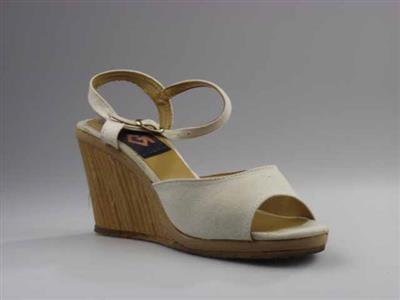 09953.jpg; 09953; sandaal met open teen een enkelband; sandalet