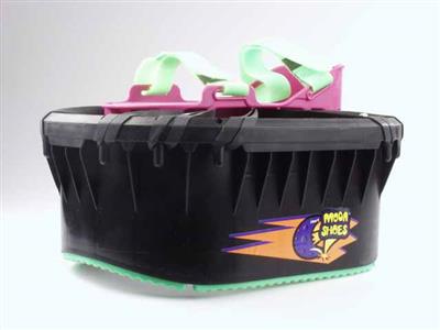 10029.jpg; 10029; speciale constuctie om te springen, mini trampolines; spring schoen