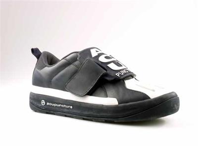 10068.jpg; 10068; sneaker met grote klitteband sluiting; sneaker