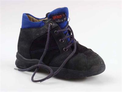 11594.jpg; 11594; Hoge schoen met vetersluiting; rijgbottine