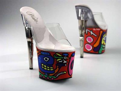 11728.jpg; 11728; Muil met plateauzool en hak van pistool.; muil