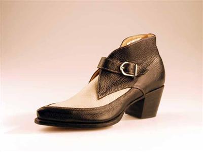 11976.jpg; 11976; Bottine met bandje en gesp; derbybottine