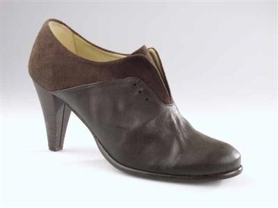 12153.jpg; 12153; Instapper met elastiek en vetergaten; pump