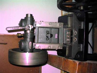 88968.jpg; 88968; Machine voor het verdelen van de plooien in de contrefort?; Contreforts in stans machine