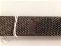 89451.2.jpg; 89451; werktuig met verschillende oppervlakken om zolen, zoolranden en hakken glad te maken en af te werken.; rasp