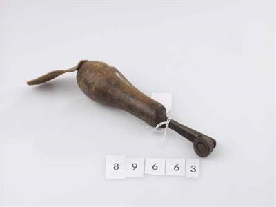 89663.jpg; 89663; gereedschap om ribbels in zoolranden te maken; roulette