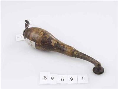 89691.jpg; 89691; gereedschap om ribbels in zoolranden te maken; roulette