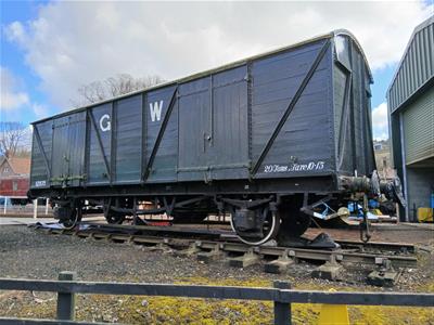 546264fc-44ed-4fa4-be8f-8b380cd4f493.jpg; NYMR/2026/639; Heritage Wagon - GW Mink Wagon 112835; Wagons