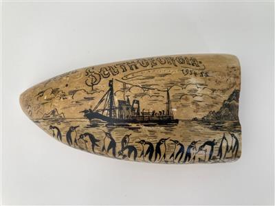 eeb20480-243b-48a9-99be-cd3b482a9852.jpg; 2024.10; Painted sperm whale tooth; scrimshaw