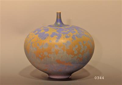 00000407.jpg; 0344; platte bolvormvaas; vaas