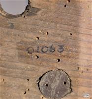 0017a12a-9fed-4b8f-b095-1a3cee71b22c.jpg; 0106; Karnton met houten deksel en stamper; karnton
