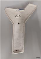 09e3b35c-7f5e-4a3d-8d99-a73b3d08c626.jpg; JB055; Kruisbeeld met corpus ongeglazuurd; kruisbeeld