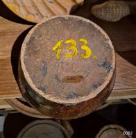 5b7fe045-6d8d-4256-869f-2236ef26e486.jpg; 0082; Puddingvorm met tak omringd door puntjes; puddingvormen