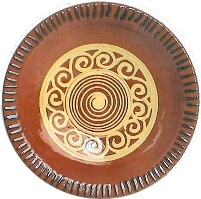CE0650.jpg; CE0650; schaaltje met spiralen en golven; schaal