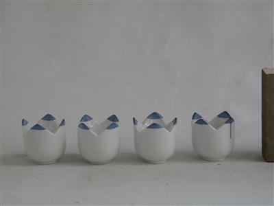 PD0509.jpg; PD0509; servies - vier eierdopjes;