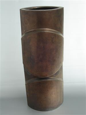 PD0559.jpg; PD0559; Grote bronskleurige vaas met cirkel; vaas